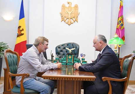 PREȘEDINTELE IGOR DODON PROPUNE PRELUAREA EXPERIENȚEI ISLANDEI ÎN DEZVOLTAREA FOTBALULUI MOLDOVENESC PREȘEDINTELE IGOR DODON PROPUNE PRELUAREA EXPERIENȚEI ISLANDEI ÎN DEZVOLTAREA FOTBALULUI MOLDOVENESC