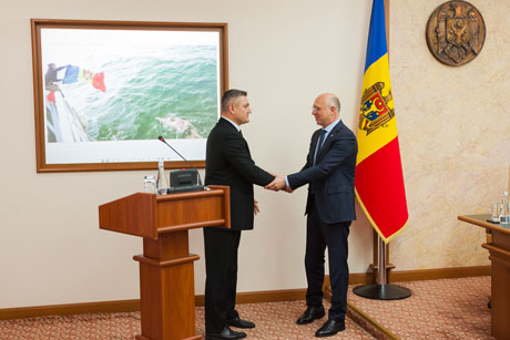GUVERNUL VA ALOCA UN MILION DE LEI PENTRU PROMOVAREA MESAJULUI DE PACE SUSȚINUT DE CANDIDATUL LA PREMIUL NOBEL, ION LAZARENCO GUVERNUL VA ALOCA UN MILION DE LEI PENTRU PROMOVAREA MESAJULUI DE PACE SUSȚINUT DE CANDIDATUL LA PREMIUL NOBEL, ION LAZARENCO