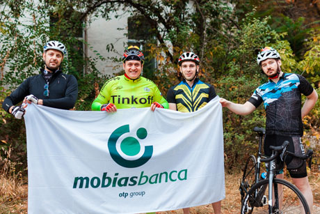 CICLIȘTII MOBIASBANCA – OTP GROUP, DE CINCI ANI PE BICICLETĂ PENTRU O CAUZĂ NOBILĂ CICLIȘTII MOBIASBANCA – OTP GROUP, DE CINCI ANI PE BICICLETĂ PENTRU O CAUZĂ NOBILĂ