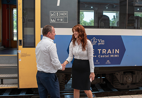 Lansarea primului Wine Train din Moldova cu ocazia evenimentului VinOPERA - un recital de muzică clasică la Castel Mimi Lansarea primului Wine Train din Moldova cu ocazia evenimentului VinOPERA - un recital de muzică clasică la Castel Mimi