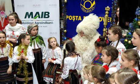 COPIII ȚĂRII – ÎNDEMNAȚI DE MAIB SĂ-I SCRIE UN RĂVAȘ LUI MOȘ CRĂCIUN COPIII ȚĂRII – ÎNDEMNAȚI DE MAIB SĂ-I SCRIE UN RĂVAȘ LUI MOȘ CRĂCIUN