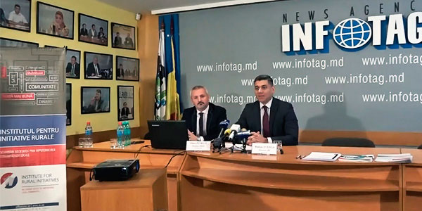 Rezulate sondaj IMAS: deși unul din trei cetățeni ai RM au declarat că se implică în viața comunității, majoritatea covărșitoare a cetățenilor RM nu recurg la căi formale de a rezolva o problemă, nici nu comunică cu aleșii locali sau alți reprezentanți ai Rezulate sondaj IMAS: deși unul din trei cetățeni ai RM au declarat că se implică în viața comunității, majoritatea covărșitoare a cetățenilor RM nu recurg la căi formale de a rezolva o problemă, nici nu comunică cu aleșii locali sau alți reprezentanți ai