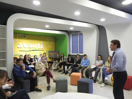 LECŢIILE DE EDUCAŢIE FINANCIARĂ LA MAIB – O INVESTIŢIE VALOROASĂ ŞI PE TERMEN LUNG LECŢIILE DE EDUCAŢIE FINANCIARĂ LA MAIB – O INVESTIŢIE VALOROASĂ ŞI PE TERMEN LUNG