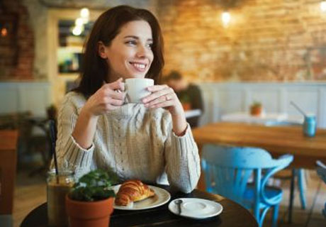 NOI COMERCIANŢI ACCEPTĂ TICHETELE ELECTRONICE DE MASĂ LUNCH CARD DE LA MAIB NOI COMERCIANŢI ACCEPTĂ TICHETELE ELECTRONICE DE MASĂ LUNCH CARD DE LA MAIB