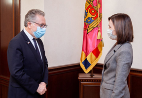 MOLDOVA PRESIDENT AND FRENCH AMBASSADOR DISCUSS POLITICAL SITUATION IN RM MOLDOVA PRESIDENT AND FRENCH AMBASSADOR DISCUSS POLITICAL SITUATION IN RM