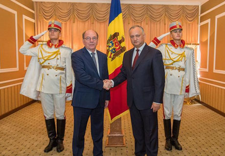 NEW RUSSIAN AMBASSADOR PRESENTS CREDENTIALS TO PRESIDENT OF MOLDOVA NEW RUSSIAN AMBASSADOR PRESENTS CREDENTIALS TO PRESIDENT OF MOLDOVA