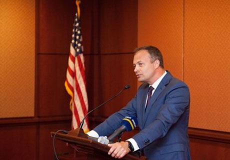 EX-SPEAKER ANDRIAN CANDU FLIES TO WASHINGTON EX-SPEAKER ANDRIAN CANDU FLIES TO WASHINGTON