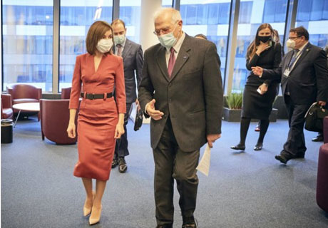 EU HIGH REPRESENTATIVE ASSURES PRESIDENT OF MOLDOVA THAT EUROPEAN UNION WILL HELP MOLDOVA WITH VACCINE AGAINST COVID-19 EU HIGH REPRESENTATIVE ASSURES PRESIDENT OF MOLDOVA THAT EUROPEAN UNION WILL HELP MOLDOVA WITH VACCINE AGAINST COVID-19