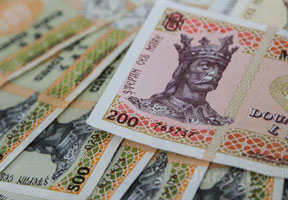 MOLDOVAN LEU UPs AND DOWNs RAISE DEMAND FOR CURRENCY - DEALERS MOLDOVAN LEU UPs AND DOWNs RAISE DEMAND FOR CURRENCY - DEALERS