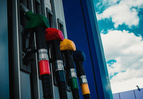 PETROLEUM MARKET OPERATORS LOWER PRICES ON FUELS PETROLEUM MARKET OPERATORS LOWER PRICES ON FUELS