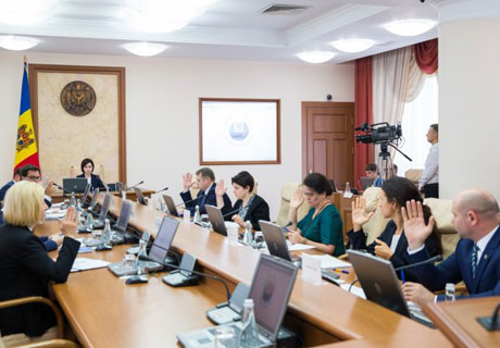GOVERNMENT ALLOCATES 6.8 MILLION LEI FOR BUYING APARTMENTS FOR RESIDENTS OF COLLAPSED HOUSE IN OTACI GOVERNMENT ALLOCATES 6.8 MILLION LEI FOR BUYING APARTMENTS FOR RESIDENTS OF COLLAPSED HOUSE IN OTACI