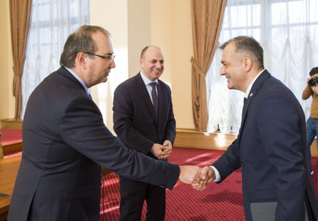 FOREIGN INVESTORS ENUMERATE MAIN PROBLEMS IN MOLDOVA THAT DEMAND URGENT SOLUTIONS FOREIGN INVESTORS ENUMERATE MAIN PROBLEMS IN MOLDOVA THAT DEMAND URGENT SOLUTIONS