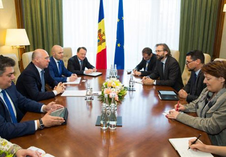 MOLDOVAN PREMIER MEETS CoB REPRESENTATIVES MOLDOVAN PREMIER MEETS CoB REPRESENTATIVES