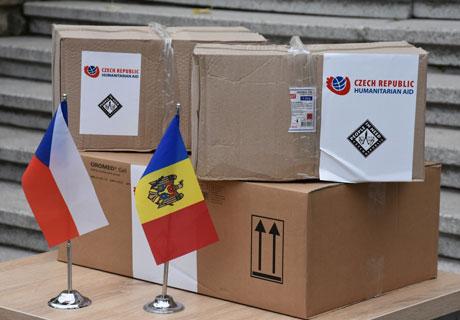 CZECH GOVERNMENT PRESENTS MEDICAL EQUIPMENT TO COMBAT COVID-19 IN MOLDOVA CZECH GOVERNMENT PRESENTS MEDICAL EQUIPMENT TO COMBAT COVID-19 IN MOLDOVA
