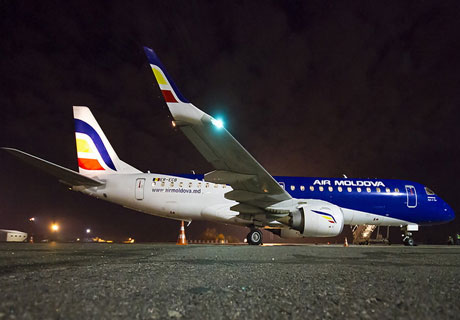 SEVERAL FLIGHTS CANCELLED AFTER AIR MOLDOVA PLANE GOT STRUCK BY LIGHTNING SEVERAL FLIGHTS CANCELLED AFTER AIR MOLDOVA PLANE GOT STRUCK BY LIGHTNING