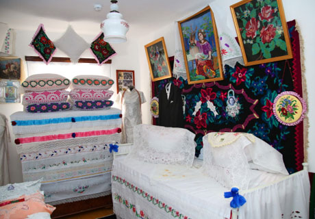 RESIDENT OF GAGAUZ VILLAGE OPENS HISTORY MUSEUM IN HER PARENTAL HOUSE RESIDENT OF GAGAUZ VILLAGE OPENS HISTORY MUSEUM IN HER PARENTAL HOUSE