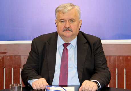 EDUCATION MINISTRY PREPARES DOCUMENTS FOR DISTANCE LEARNING EDUCATION MINISTRY PREPARES DOCUMENTS FOR DISTANCE LEARNING
