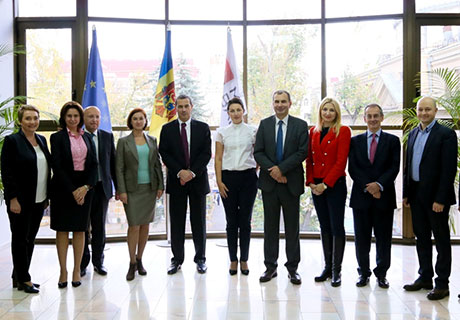 STRENGTHEN STRATEGIC PARTNERSHIP BETWEEN EBRD AND MOBIASBANCA STRENGTHEN STRATEGIC PARTNERSHIP BETWEEN EBRD AND MOBIASBANCA