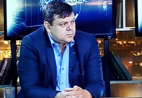 ROMAN MIHĂEŞ: ÎN 25 DE ANI DE INDEPENDENŢĂ ÎN MOLDOVA S-AU PRODUS SCHIMBĂRI CALITATIVE ROMAN MIHĂEŞ: ÎN 25 DE ANI DE INDEPENDENŢĂ ÎN MOLDOVA S-AU PRODUS SCHIMBĂRI CALITATIVE