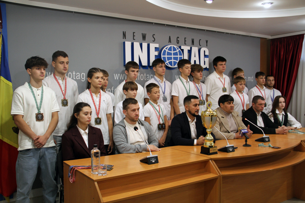 МОЛДАВСКИЕ СПОРТСМЕНЫ ПОКАЗАЛИ ПРЕВОСХОДНЫЙ РЕЗУЛЬТАТ НА КУБКЕ МИРА WKF ПО КИКБОКСИНГУ В МИНСКЕ