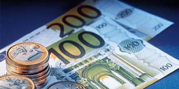 PIAŢA VALUTARĂ SE AFLĂ ÎN ACALMIE TOTALĂ – OPINIA DEALERILOR VALUTARI PIAŢA VALUTARĂ SE AFLĂ ÎN ACALMIE TOTALĂ – OPINIA DEALERILOR VALUTARI