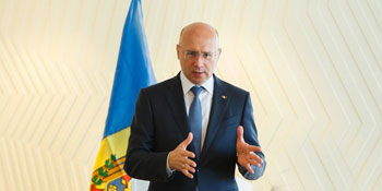 PREMIERUL PAVEL FILIP CONSIDERĂ CĂ NUMAI REFORMELE PE TOATE DIMENSIUNILE POT CONTRIBUI LA DEZVOLTAREA ŢĂRII PREMIERUL PAVEL FILIP CONSIDERĂ CĂ NUMAI REFORMELE PE TOATE DIMENSIUNILE POT CONTRIBUI LA DEZVOLTAREA ŢĂRII