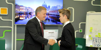 MAIB STUDIO AVANTI A FINALIZAT PRIMA SESIUNE A PROIECTULUI DE EDUCAŢIE FINANCIARĂ „ACADEMIA BANCARĂ” MAIB STUDIO AVANTI A FINALIZAT PRIMA SESIUNE A PROIECTULUI DE EDUCAŢIE FINANCIARĂ „ACADEMIA BANCARĂ”