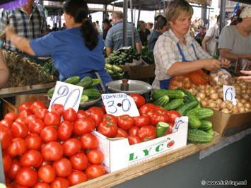 Цены на помидоры на центральном рынке колеблются от 20 до 30 леев 