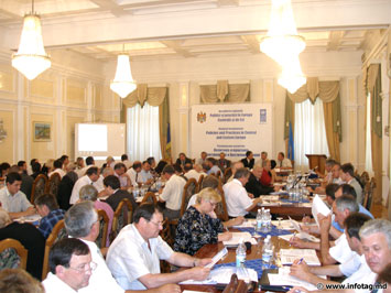 В Кишиневе обсуждают проблемы регионального развития