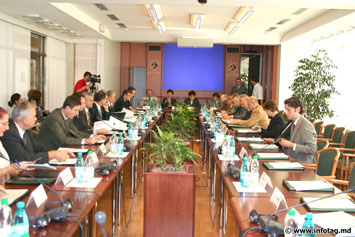 В Кишиневе обсудили проблемы финансового контроля