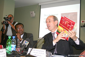 В Кишиневе представлен отчет о миров  ом развитии в 2007 г.