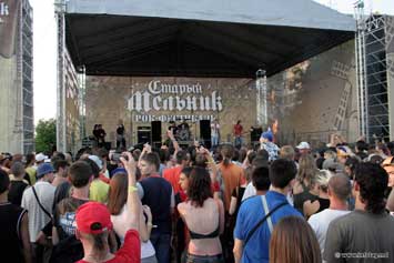 Рок-фестиваль «Старый мельник» собрал в Кишиневе десятки тысяч поклонников