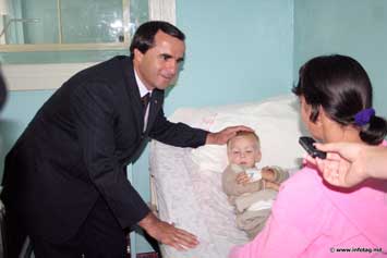 Премьер-министр Василий Тарлев посетил Центр  матери и ребенка  