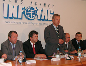 23.09.2003 AUTOMARKET’2003 EXHIBITION TO BECOME UNFORGETTABLE SHOW (NEWS CONFERENCE IN INFOTAG)