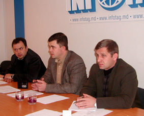 03.12.2003 MEDIA MONITORS SAY MOLDOVA LACKS SOUND TV BROADCASTING CONCEPT  (NEWS CONFERENCE IN INFOTAG)