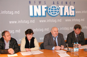 14.12.2004 SMALL BUSINESSES TIRED OF FEEDING SOCIAL FUND AND BRIBE-TAKERS (NEWS CONFERENCE IN INFOTAG)