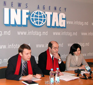 12.01.2005 PARLIAMENTARY CANDIDATES BLAME CHISINAU MUNICIPALITY (NEWS CONFERENCE IN INFOTAG)