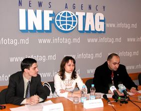 23.02.2005 STUDENTS DISCONTENTED WITH CEC DECISION  (NEWS CONFERENCE IN INFOTAG)