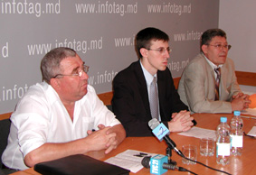 14.06.2005 YOUNGEST CANDIDATE FOR MAYOR SAYS HIS CHANCES ARE THE HIGHEST