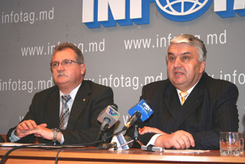 18.12.2006 MNA LAUNCHES CAMPAIGN ON COLLECTING SIGNATURES OF CITIZENS WISHING TO RESTORE  ROMANIAN CITIZENSHIP