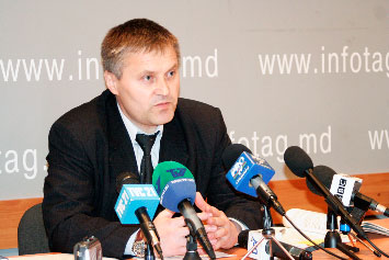 02.04.2007 LAWYER VEACESLAV TURCAN IS CONCERNED WITH OBSERVING PRISONERS’ RIGHTS OF SOROCA PENITENTIARY INSTITUTION