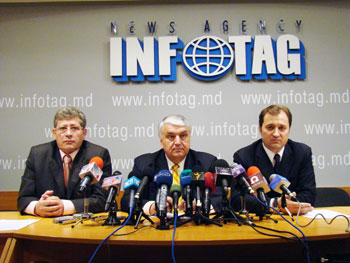LIBERALS, LIBERAL DEMOCRATS AND OUR MOLDOVA REFUSE TO PARTICIPATE IN VOTE RE-COUNTING LIBERALS, LIBERAL DEMOCRATS AND OUR MOLDOVA REFUSE TO PARTICIPATE IN VOTE RE-COUNTING