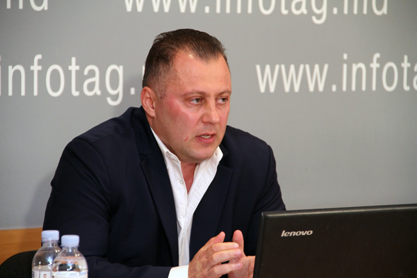 FRONT LEADER CLAIMS THAT SOCIALISTS ARE INVOLVED IN CONSTRUCTION MAFIA IN CHISINAU     