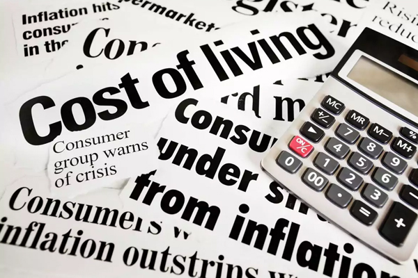 РЕГУЛЯТОР ДАЕТ РЫНКУ СИГНАЛ О СКОРОМ ДОСТИЖЕНИИ ИМ ТАРГЕТИРУЕМОЙ ИНФЛЯЦИИ РЕГУЛЯТОР ДАЕТ РЫНКУ СИГНАЛ О СКОРОМ ДОСТИЖЕНИИ ИМ ТАРГЕТИРУЕМОЙ ИНФЛЯЦИИ