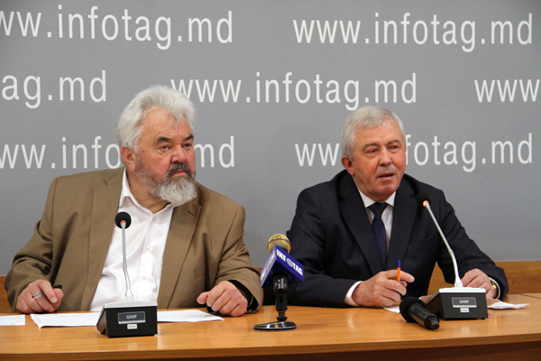 ПРЕДСТАВИТЕЛИ АССОЦИАЦИИ "РЕСПУБЛИКА" ПРИЗВАЛИ СОГРАЖДАН ОТДАТЬ СВОЙ ГОЛОС НА ВЫБОРАХ 3 НОЯБРЯ ЗА АЛЕКСАНДРА СТОЯНОГЛО